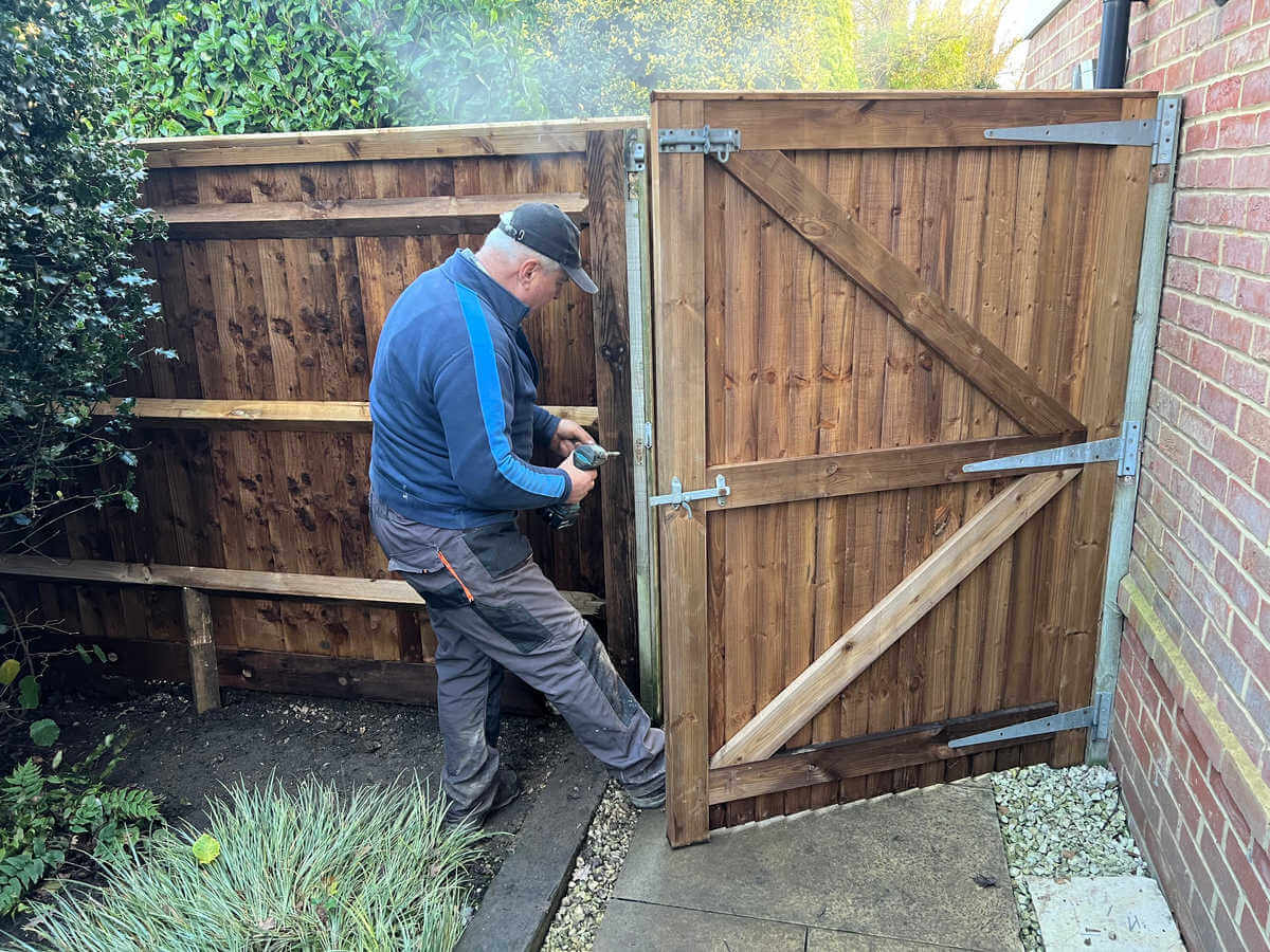 Fencing Services